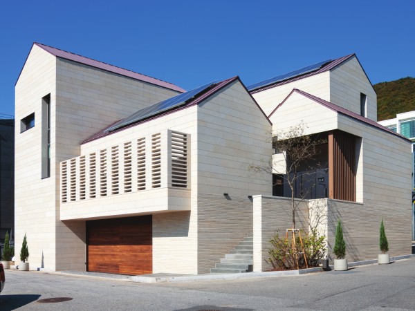 c_166-173 운중동주택_목금토건축_-000-horz.jpg